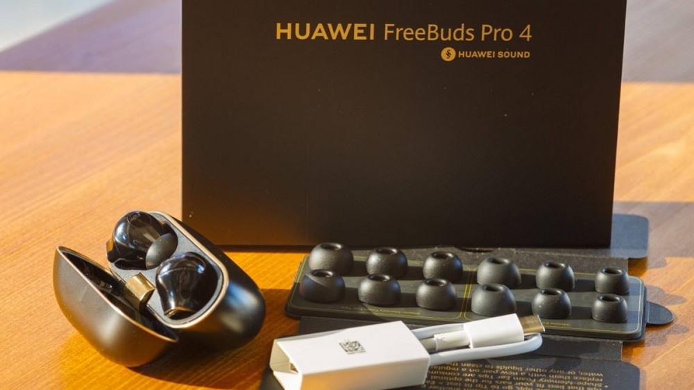 هدفون بی سیم هواوی مدل FreeBuds Pro 4 با تزئینات طلایی